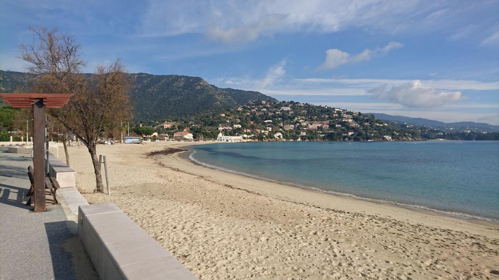 L'Amiraute 150M De La Plage Bormes-les-Mimosas Buitenkant foto